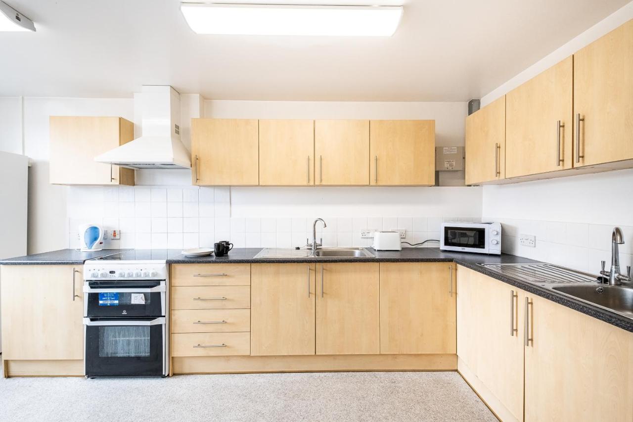 En Suite Rooms, Gillingham - Sk Buitenkant foto