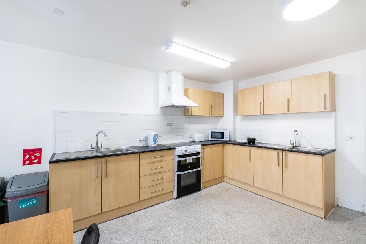 En Suite Rooms, Gillingham - Sk Buitenkant foto